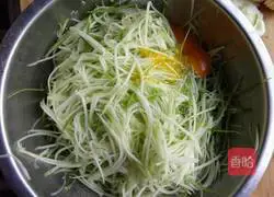 Zucchini pancakes Practice illustration 2