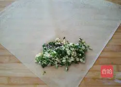 Illustration of how to make pancakes and chives box 9