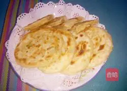 Illustration of how to make scallion pancakes 16