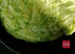 Zucchini Egg Pancake Recipe Illustration 7