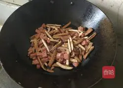 Illustration of how to make Mumubai braised cake 3