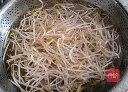 Sesame cakes with sesame seeds and sesame seeds Illustration of how to make cakes 1