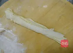 Illustration of how to make hand cake 9