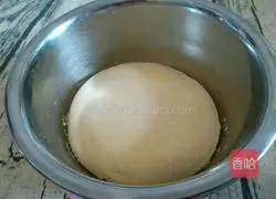 Illustration of how to make whole-wheat meatloaf stuffed with chives and pork 1