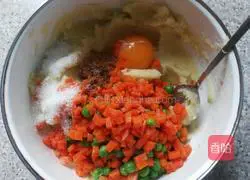 Illustration of how to make pastoral potato pancakes 5