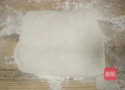 Illustration of how to make cream scallion pancake 4