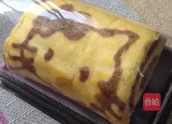 Hello Kitty Cake Roll Recipe Illustration 18