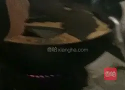 Illustration of how to make egg pancakes 12