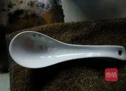 Illustration of how to make three-color cake 3