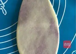 Illustration of how to make egg yolk cake 12