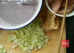 Illustration of how to make black rice pancakes 2