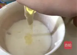 Illustration of how to make yogurt pancakes? 3