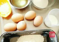 Illustration of how to make six-inch heart-shaped chiffon cake 1