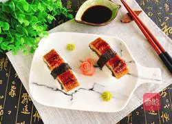 Illustration of how to make eel sushi 10