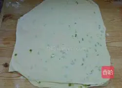 Illustration of how to make green onion cake 7