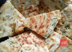 Illustration of how to make scallion pancakes 8