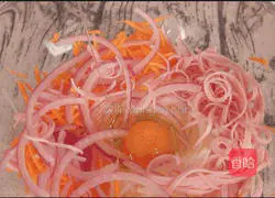 Illustration of how to make potato pancakes for babies over 2 years old 4