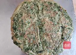 Illustration of how to make Chinese toon sprout egg cake 12