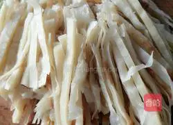 Illustration of how to make egg, cabbage and fried pancakes 3