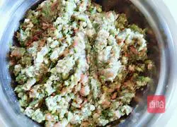 Illustration of how to make fennel pork pie 7