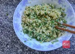 Illustration of how to make millet pancakes 4