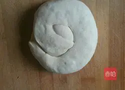 Illustration of how to make scallion pancake 4