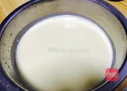 Illustration of how to make breakfast omelette 6