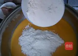 Illustration of how to make square melon bean paste cake 3