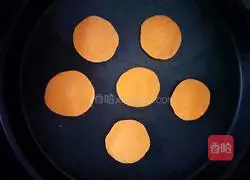 Illustration of how to make tomato rice cakes (baby food supplement) 8