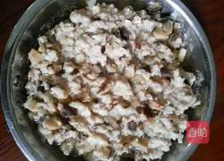 Illustration of how to make Steamed Pork Patties with Horse Hoof and Shiitake Mushrooms 5