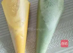 Illustration of making two-color bird's nest egg cake 5