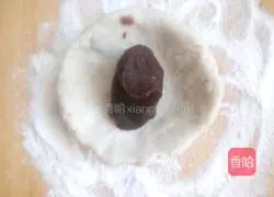 Illustration of making glutinous rice and sweet potato cakes 3