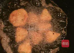 Coconut Potato Cake Recipe Illustration 11