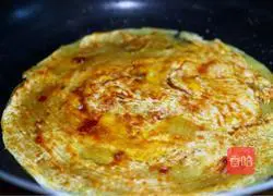 Illustration of how to make egg pancakes 9