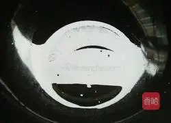 Illustration of how to make homemade egg pancakes 6