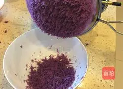 Illustration of how to make purple sweet potato and sesame cake 6