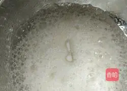 Illustration of how to make cream cake roll 4