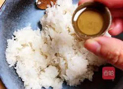 Illustration of how to make wakame sushi (beautiful and cleansing intestines) 3