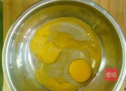 Illustration of how to make carrot and egg pancakes 2