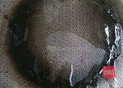 Illustration of how to make fried dumplings (electric pancake version) 2