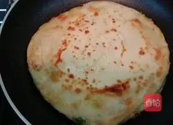 Illustration of how to make scallion pancake (family version) 9