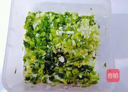 Illustration of how to make scallion pancakes 2