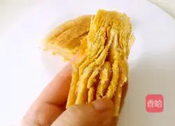 Illustration of how to make egg yolk layer cake 20