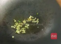 Illustration of how to make vegetarian fried pancakes 4