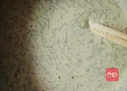 Illustration of how to make chive pancakes 4