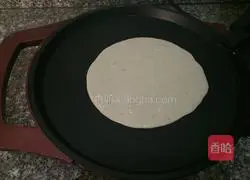 How to make cornmeal pancakes with fruit Illustration 2