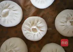 Illustration of how to make white radish and meat buns 16