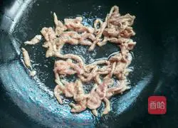  Illustration of how to make lean meat fried noodles 6