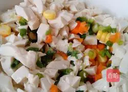 Illustration of how to make shrimp tofu cake 2