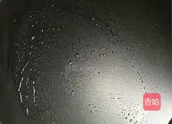 Illustration of how to make sweet potato egg pancake 8